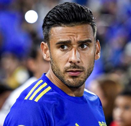 Salvio, antigo jogador do Benfica, está a ser procurado pela polícia