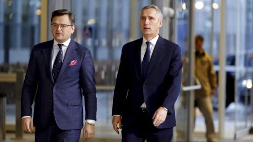 BÉLGICA | Ucrânia pede “armas, armas e armas” à NATO