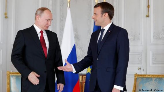 Sombra de Putin numa França insatisfeita com a classe política