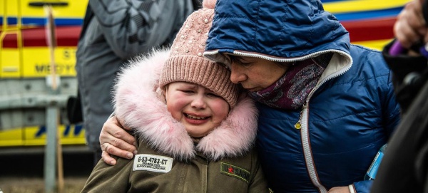 Ucrânia denuncia 379 crianças mortas e 733 feridas por ataques russos