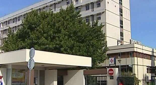 Troca de cadáveres no Centro Hospitalar do Algarve. Administração coloca lugar à disposição
