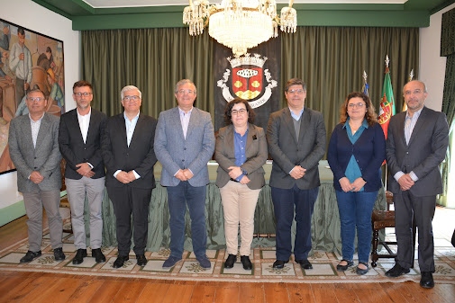 Marinha Grande | DEPUTADOS À ASSEMBLEIA DA REPÚBLICA PELO PS RECEBIDOS NA CÂMARA MUNICIPAL