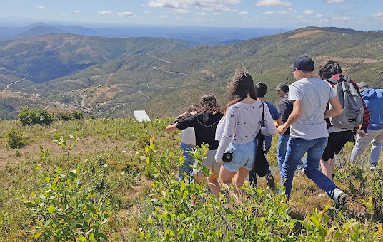 Estudantes do 10º Ano do Agrupamento de Escolas de Oleiros visitam Roteiro das Artes de Proença-a-Nova
