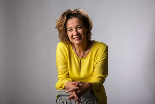 Marinha Grande | APRESENTAÇÃO DE LIVRO DE ANA SANTOS NA BIBLIOTECA MUNICIPAL