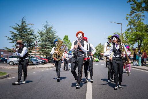 Praça Marquês de Marialva com animação durante cinco dias. Cantanhede combina gastronomia com jazz