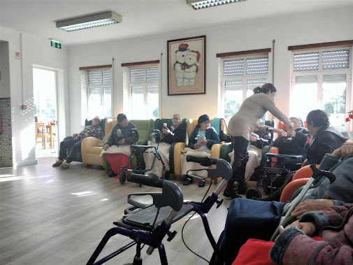 Cantanhede | Em IPSS do concelho de Cantanhede. Biblioteca Municipal promove atividades de leitura para idosos