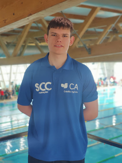 BOGDAN ZAPOROZHETS COMPETE NO CAMPEONATO NACIOAL DE INVERNO DE NATAÇÃO ADAPTADA