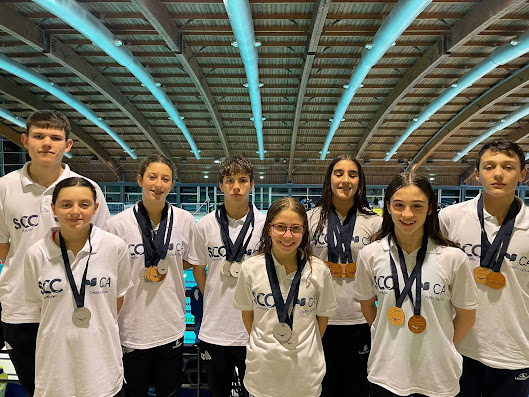 ATLETAS DA SOCIEDADE COLUMBÓFILA CONQUISTAM 23 PÓDIOS NO CAMPEONATO REGIONAL DE JUVENIS JUNIORES E SENIORES DE PISCINA CURTA