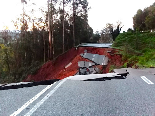 Águeda | Aluimento de terras provoca cratera e obriga ao corte de troço do IC2