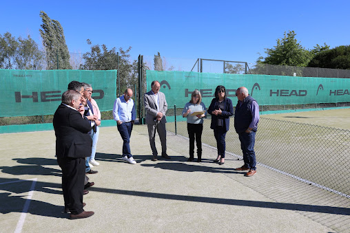 Cantanhede | Intervenção inclui piso novo e colocação de iluminação. Câmara requalifica court principal do Parque Municipal de Ténis