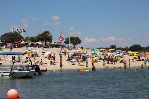 Reguengos de Monsaraz | Sunset Monsaraz Beach Fest abre época balnear na praia fluvial de Monsaraz