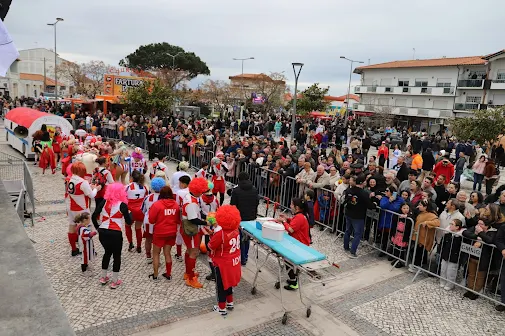 Marinha Grande | 14 GRUPOS DESFILAM NO CARNAVAL DE VIEIRA DE LEIRIA