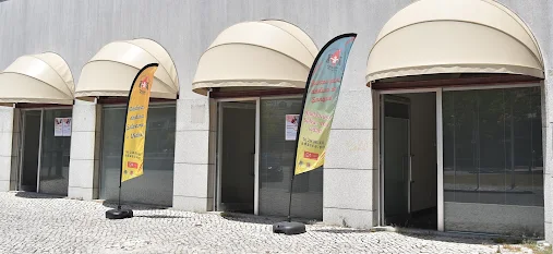 Dádivas de sangue com multas à mistura
