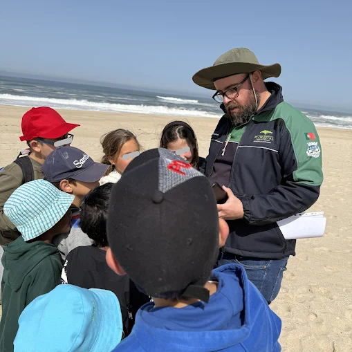 Iniciativa contou a participação de 30 crianças. Município de Cantanhede em ação de limpeza de lixo marinho na Praia da Tocha