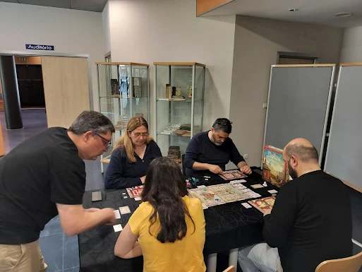 MARINHA GRANDE REGISTA MAIS DE UMA CENTENA DE PARTICIPANTES NA SEMANA NACIONAL DO TURISMO INDUSTRIAL