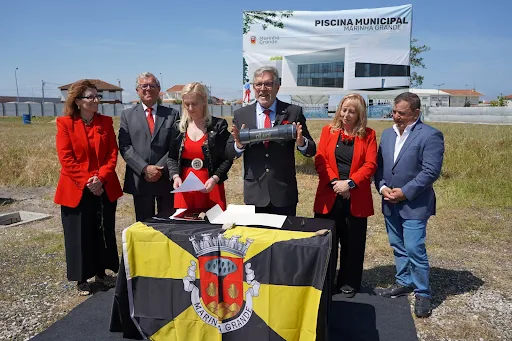 MARINHA GRANDE ASSINALA INÍCIO DA CONSTRUÇÃO DA PISCINA MUNICIPAL COM LANÇAMENTO DA PRIMEIRA PEDRA