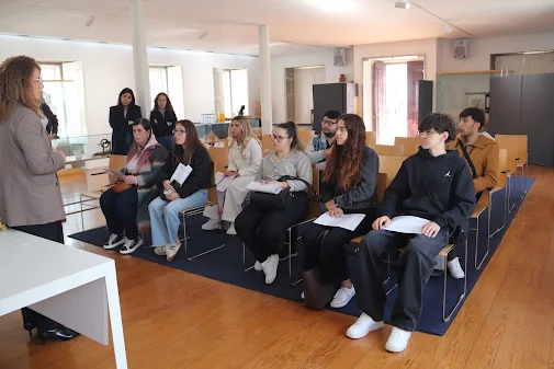 ESTAGIÁRIOS EM GESTÃO DE TURISMO INICIARAM HOJE ESTÁGIO NA CÂMARA MUNICIPAL DE CASTELO DE PAIVA