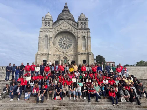 Trabalhadores passaram por Viana do Castelo, Caminha e Santiago de Compostela