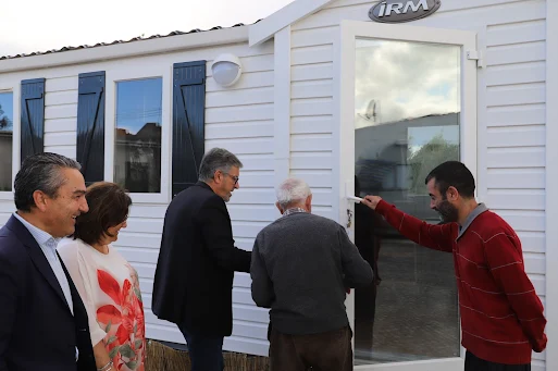VIEIRA DE LEIRIA: ENTREGA FORMAL DE CHAVES PARA ALOJAMENTO TEMPORÁRIO