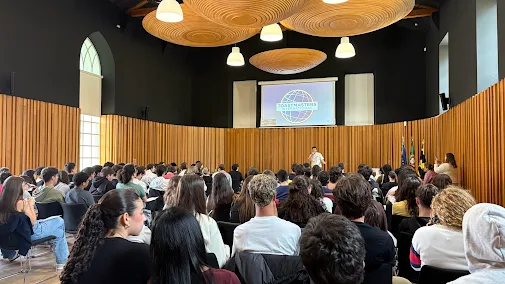 Marinha Grande | AUDITÓRIO DA RESINAGEM ACOLHE TOASTMASTERS INTERNATIONAL