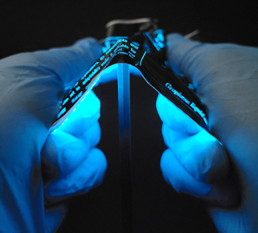 Investigadores da Universidade de Coimbra desenvolvem tecnologia para criar ecrãs flexíveis que dobram e esticam sem se partir