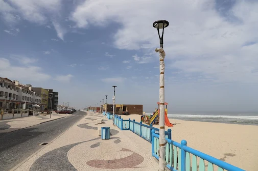 Marinha Grande | SUBSTITUIÇÃO DA ILUMINAÇÃO PÚBLICA NAS AVENIDAS MARGINAIS DA ORLA COSTEIRA EM CURSO DEVIDO À TEMPESTADE “KRISTIN”
