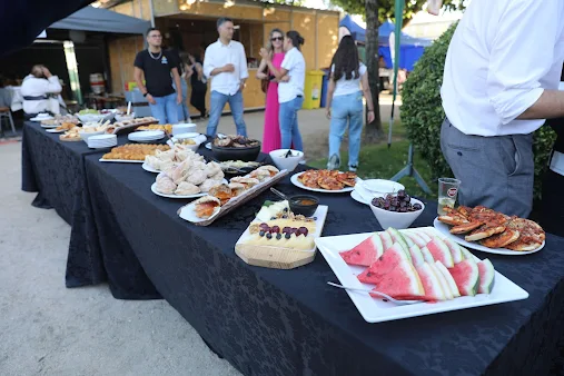 Evento decorre durante cinco dias no centro da cidade. Tapas & Papas regressa com gastronomia, artesanato e música