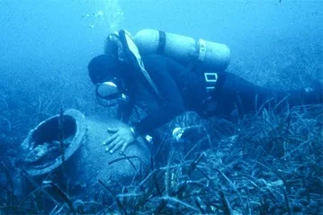 Crónica – O Governo olhou para o fundo do mar