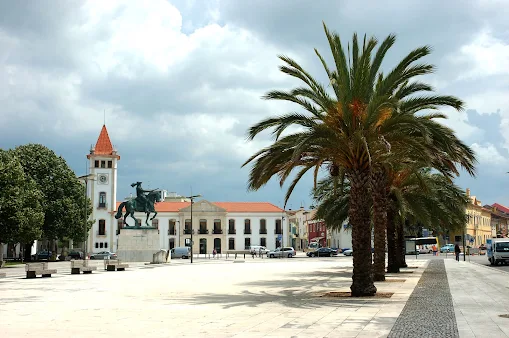 No dia 27 de julho, segunda-feira. Cinema na Praça leva “Diabo veste Prada 2” a Cantanhede