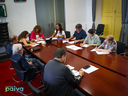 PARA GARANTIR RESPOSTAS EDUCATIVAS NO PRÓXIMO ANO LECTIVO. MUNICÍPIO DE CASTELO DE PAIVA REFORÇOU PARCERIAS COM IPSS DO CONCELHO