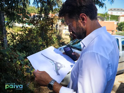 Empreitada de mais de 300 mil euros. MUNICIPIO DE CASTELO DE PAIVA AVANÇA COM ARRANJO URBANÍSTICO NA CRUZ DA CARREIRA