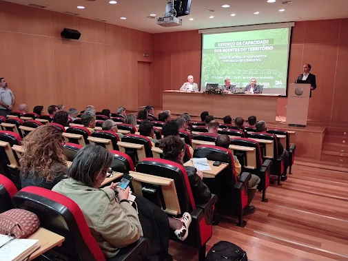 Ansião acolheu entrega de tratores a oito municípios do distrito