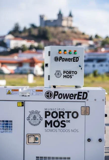 Porto de Mós | Freguesias recebem geradores!